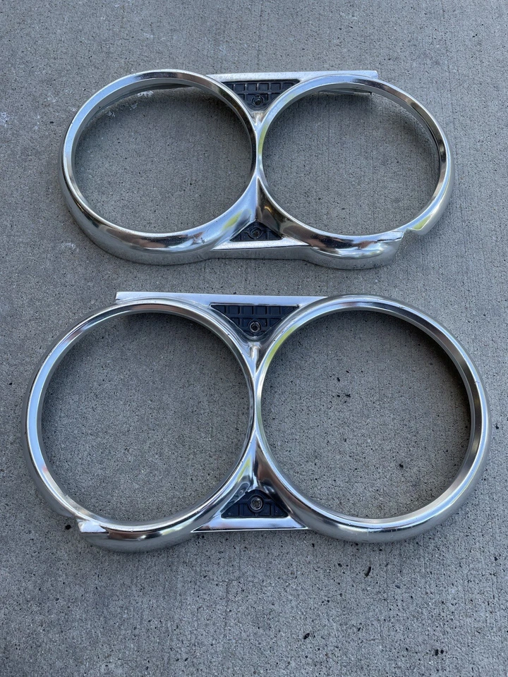 OEM 1963 Pontiac Tempest Lemons faros biseles borde diestro diestro par ¡Bonito! Foto 1 de 4