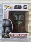 Pop! Star Wars: The Mandalorian - Mando Flying with Child #402 With Pin