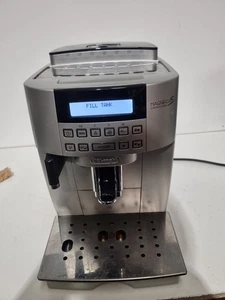 Delonghi Magnifica S Plus Ecam 22.320.SB Macchina da caffè in grani a tazze - Foto 1 di 4