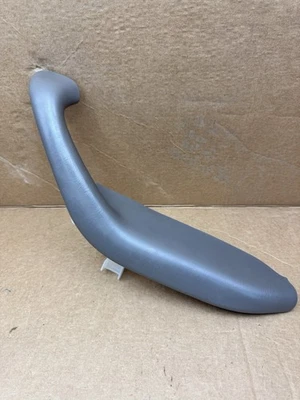 Toyota Sequoia 2001-2007 paso delantero derecho beige marrón panel puerta reposabrazos Foto 1 de 4