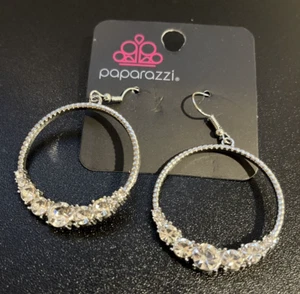NEW PAPARAZZI WHITE RHINESTONE EARRINGS Once in a Showtime - Picture 1 of 2