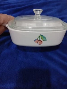 corelle covered casserole Dish 1 Qt - Picture 1 of 5