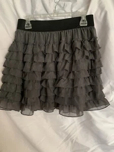 Girls 77Kids American Eagle Ruffle Skater Skirt Size L Silver/Gray Elastic Waist - Picture 1 of 3