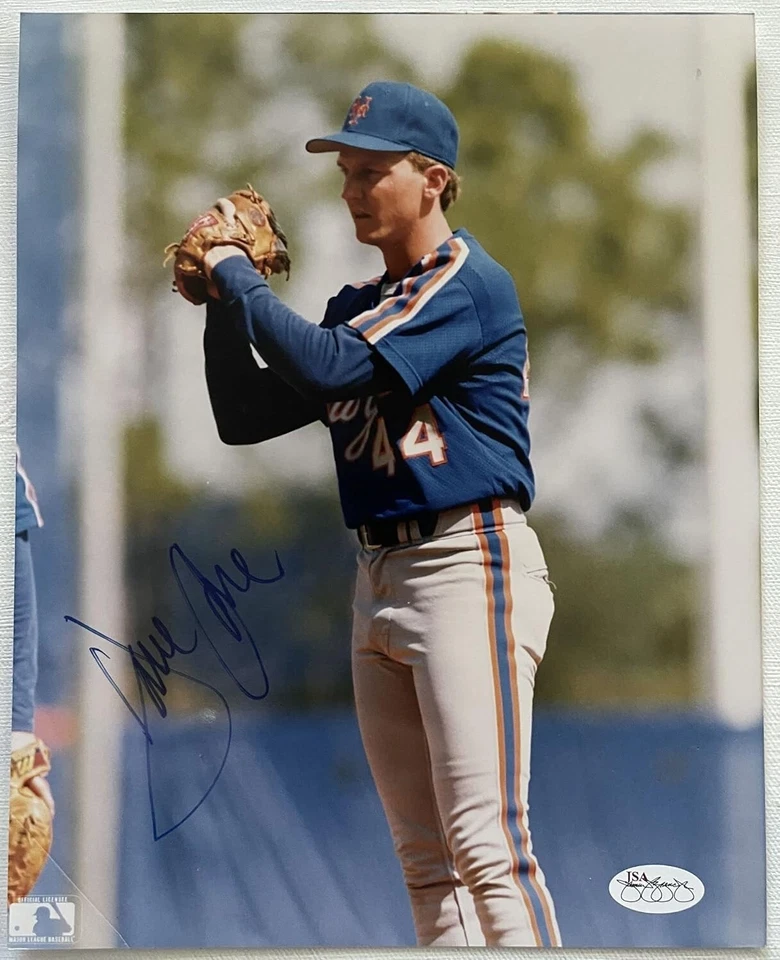 David Cone Signed Autographed 8x10 Photo New York Mets: JSA Sticker - Image 1 of 1