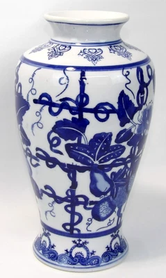 "Florero chinoiserie vintage Three Hands Corp azul y blanco de 12""" Foto 1 de 4