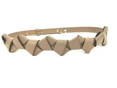 SALVATORE FERRAGAMO Nutmeg 浅棕色小牛皮革腰带 尺寸 70 或 28 英寸 全新带标签 — 第 1/4 张图片