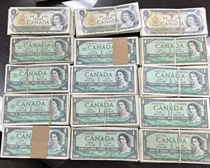 50 Canadian One Dollar Bills From 1954 1967 And 1973 Average Grade VF To EF - Picture 1 of 8