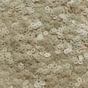 4 mm lentejuelas planas crema vainilla opaca brillante alto brillo orificio medio - Imagen 1 de 1
