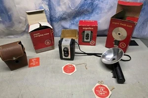 📸Vtg 1949 Argus Argo-Flex Seventy-Five Camera W/ Case Flash Original Boxes Tags - Picture 1 of 23