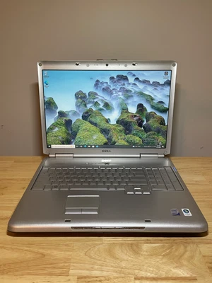 DELL Inspiron 1720 Core2 Duo T5550 1.83Ghz | 17" WXGA+ | 4GB RAM | 500GB | NVDIA Foto 1 de 4