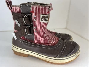 WMNS SOREL Tivoli Slip Navy Red White Stripe Waterproof Boots Sz 8 NL1629-256 - Picture 1 of 7