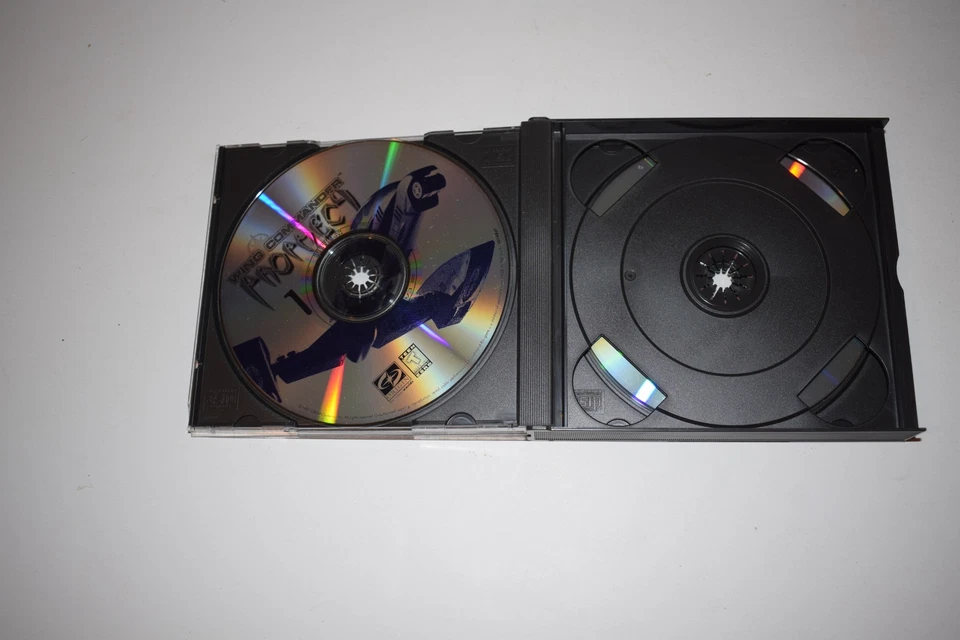 Wing Commander: Prophecy - 1997 PC GAME 3 Disk Set pc GAME (MVY88) - Image 1 of 2