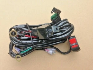 UNIVERSAL MOTORCYCLE SPOT / FOG LIGHT WIRING LOOM HARNESS KIT RELAY SWITCH - Picture 1 of 6