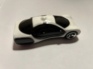 Hot Wheels 93 Warner Police Car - Picture 1 of 4