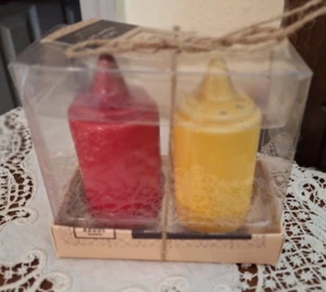 SALT PEPPER SHAKER SET MINI MUSTARD AND KETCHUP PICNIC SUMMER THEME NEW Abode - Picture 1 of 2
