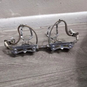 Pedales de plataforma Campagnolo Chorus/Athena clips para dedos y cuero Campagnolo - Imagen 1 de 11