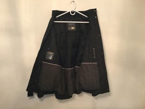 RAINFOREST POLISTER WATERPROOF WINDPROOF ZIP OUT LINING Retails for 400.00 - Picture 1 of 4