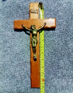 Crocifisso croce da parete 13" in legno vintage Santo Gesù religioso - Foto 1 di 8