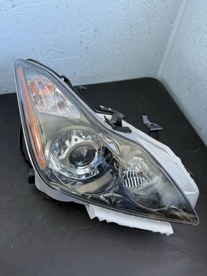 Faro cupé Infiniti G37 2011/15 RHS XENÓN HID OEM Foto 1 de 4