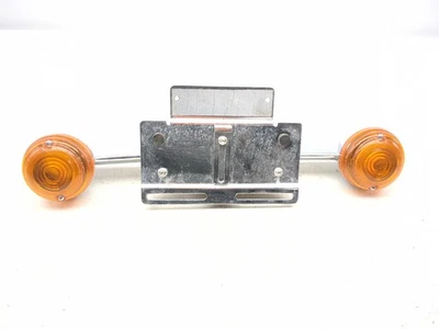 03 Victory V92 Barra de luces de señal de giro trasera con soporte para matrícula Foto 1 de 4