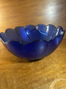Arcoroc France Kobaltblau ~ gewellter Wirbel ~ strukturiertes Glas große Servierschale - Bild 1 von 6