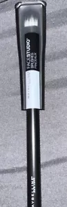 New Flawless Finish Maybelline Face Studio Concealer Brush 130 - Picture 1 of 10