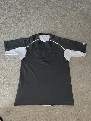 Eastern Mountain Sports Techwik Activewear Camisa Blanca y Gris Hombre Mediana Foto 1 de 4