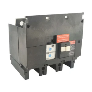 LV432464 Earth-leakage protection module VigiPacT,200-440VAC NSX400/630 3 poles - Picture 1 of 5