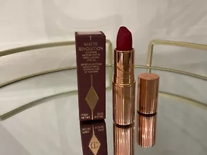 Charlotte Tilbury Matte Revolution Lipstick - Red Carpet Red New Genuine - Picture 1 of 4