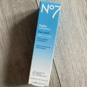 No7 Hydraluminous Day Lotion SPF15 + 5* UVA - 50ml, Daily Hydration - Picture 1 of 3