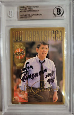 1995 ACTION PACKED LOU CARNESECCA HALL OF FAME COACH AUTO SIGNED CARD BECKETT