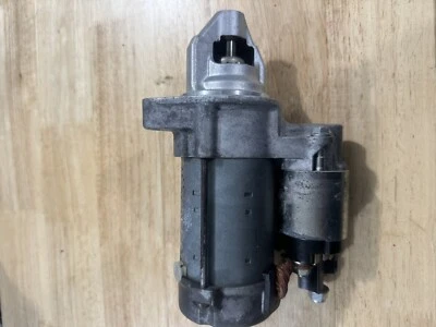 2016 2017 年 2018 梅赛德斯奔驰 GLC300 C300 W205 初学者电机原始设备制造商 A2749062100 40K — 第 1/2 张图片