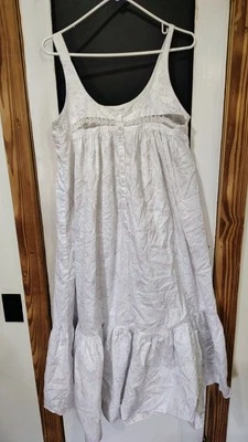 camisón vintage floral Victoria Secret talla mediana necesita reparaciones Foto 1 de 4