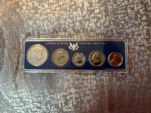 1967 United States Special Mint Set w/OGP - 40% Silver - 5 Coins - Picture 1 of 3
