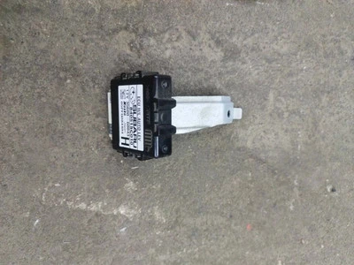 Centralina/modulo motore diesel Subaru Forester SH 2011 84051SC010 108kW  - Immagine 1 di 3