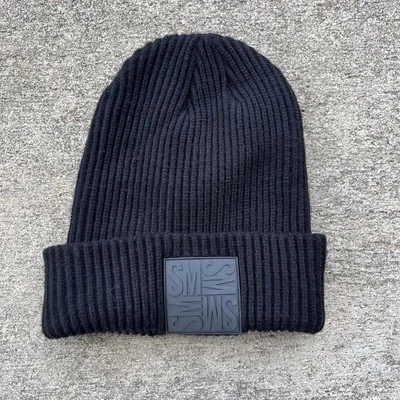 Gorro acanalado Steve Madden para hombre con logotipo negro talla única Foto 1 de 4