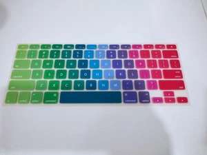 Silicone Rainbow Keyboard Skin Cover for MacBook Pro / Air 2012-2015 - Picture 1 of 4