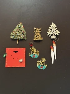 Christmas Broken Jewelry Scrap Craft Lot Pins Earrings Up-Cycle - Picture 1 of 16