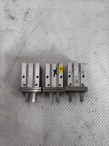 SMC MHZ2-10DN Pneumatikgreifer - Bild 1 von 3