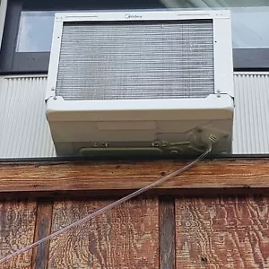 Magnetic Universal Window Air Conditioner Drain Kit 10ft Kit - Picture 1 of 9