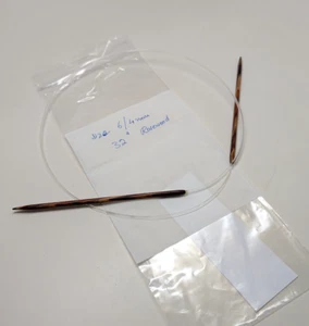 Knitter's Pride Dreamz Circular Needle - 32" US 6 / 4mm Rosewood DS - Picture 1 of 2