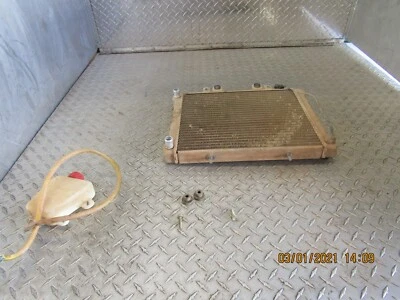 Polaris Sportsman 600 Radiator with Over Flow Bottle  646 Foto 1 de 4