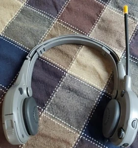 Sony Sports Walkman SRF-HM55 FM/AM Radio Headphones Tested & Working D5 - Picture 1 of 4