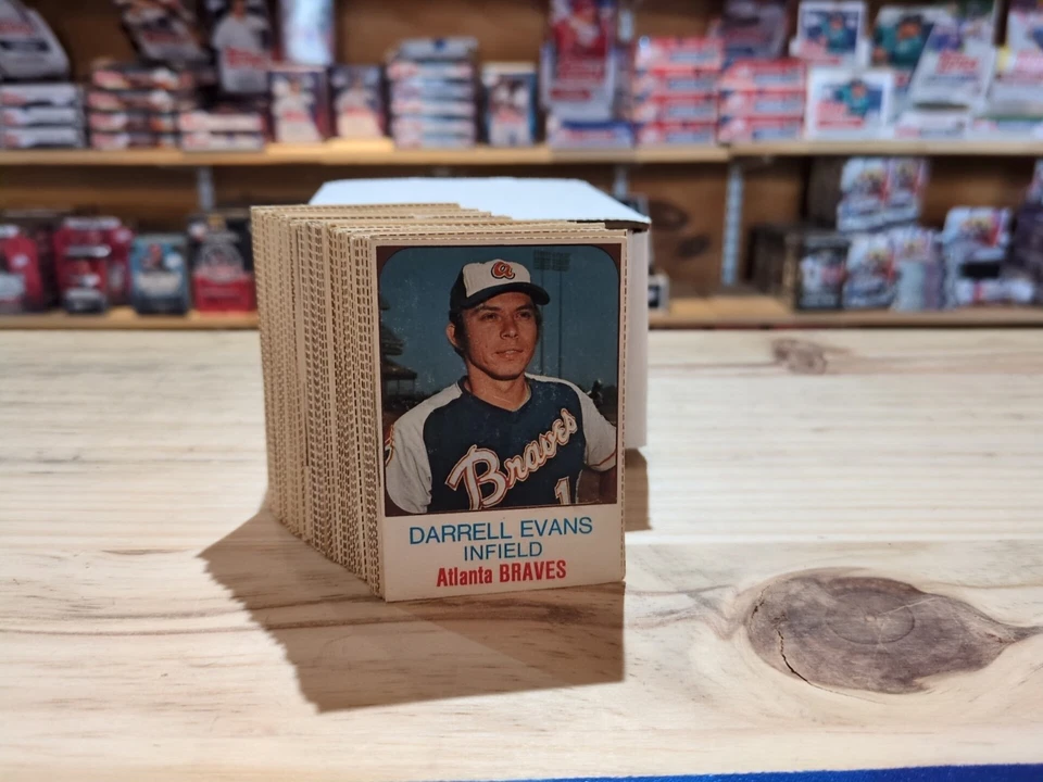 1975 HOSTESS Baseball Single Cards.  Complete Your Set. - Image 1 of 1
