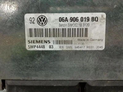 06A906019BQ centralina motore per VOLKSWAGEN BORA I (1J2) 1.6 1998 5411651 - Immagine 1 di 4