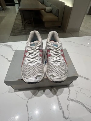 ASICS (WMNS) Gel-Cumulus 13 Running Shoes Women’s Size 8 - Image 1 of 4