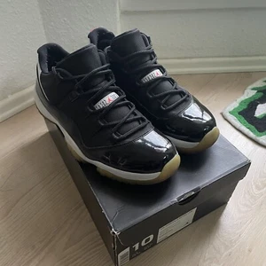 nike air jordan 11 low infrared size 44 / us10 - Bild 1 von 7