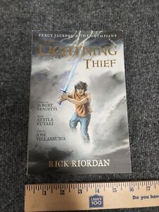 The Lightning Thief: The Graphic Novel (Percy Jackson) by Rick Riordan
