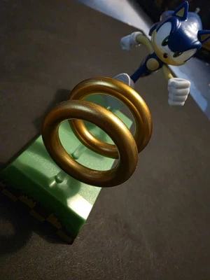 Sonic Desktop Vinyl Figure Collector Item Loot Frate Loot Gaming Exclusive  - Image 1 of 4