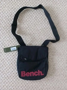 Bolso Bandolera BENCH Negro Correa Ajustable Nuevo - Imagen 1 de 24